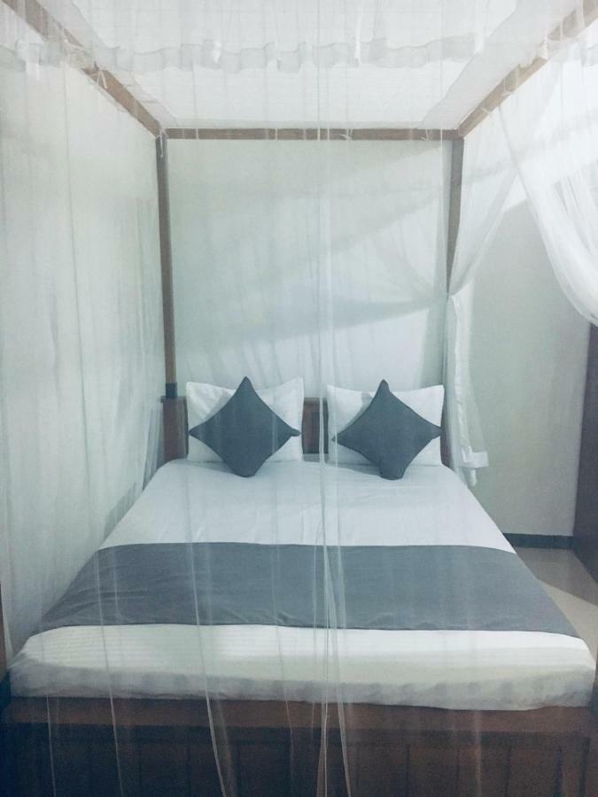 Casa Blanca Otel Ahangama Dış mekan fotoğraf